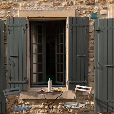ホテル La Perroya Visan エクステリア 写真